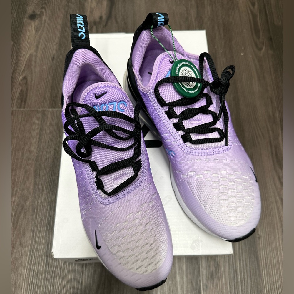 NWT Nike Airmax 270 - Lilac